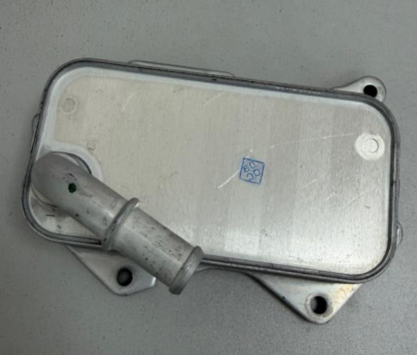 oil cooler A2601800400 for Mercedes M260.920
