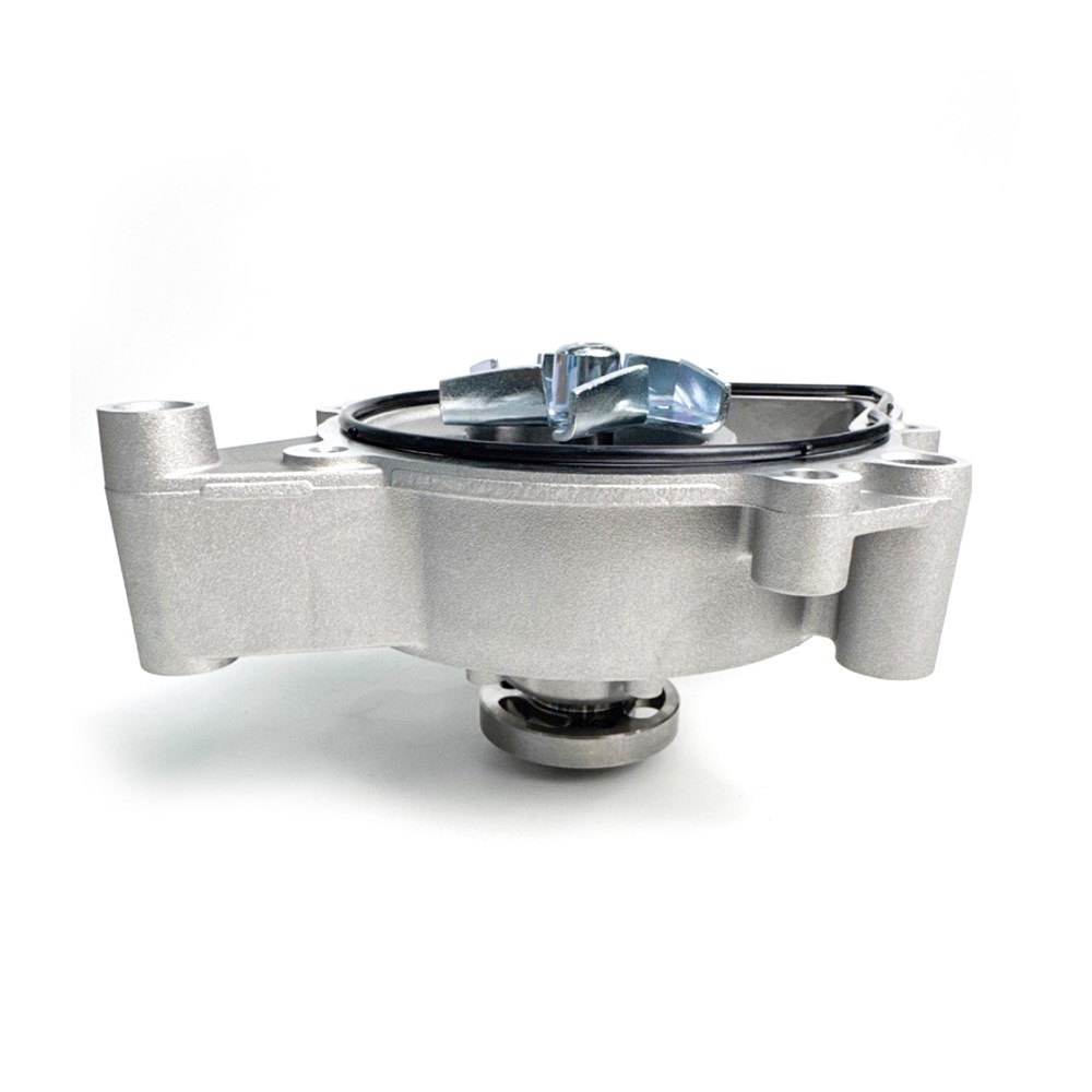 new-regal-2.4-2.0t-water-pump-12624936-162