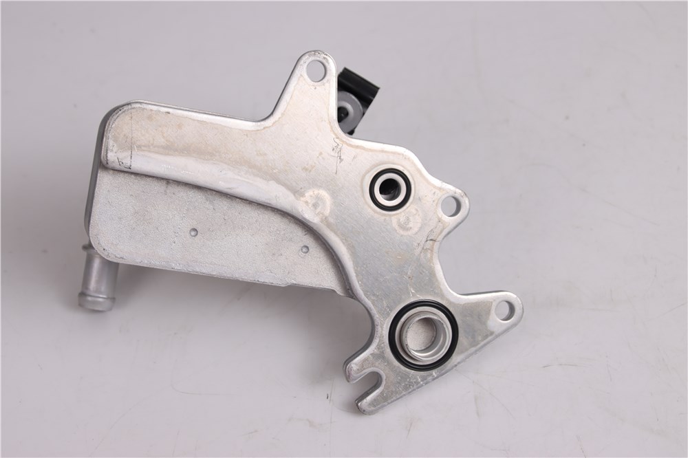 polo-1.4l-oil-cooler-09g409061f