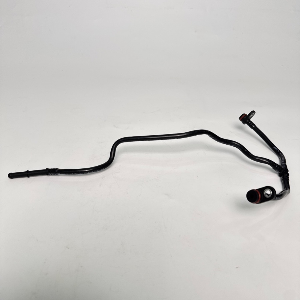 porsche-pipe-94610602660-8