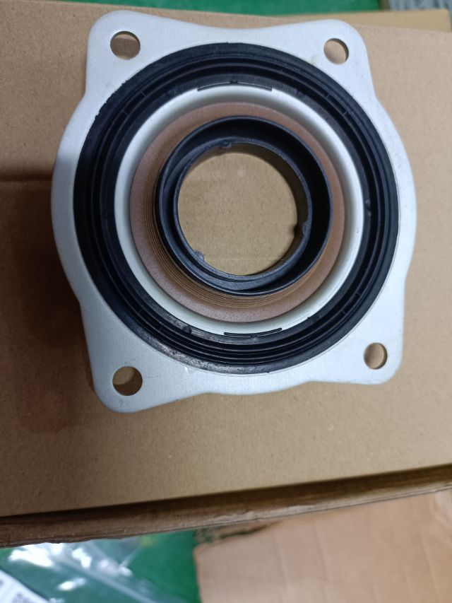 porsche3.0t-3.6t-4.5-4.5t-4.8-4.8t-crankshaft-rear-oil-seal-94810121003-2