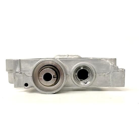 q21.6-2.0t-q3-q5-valve-cover-04l109071ab-12