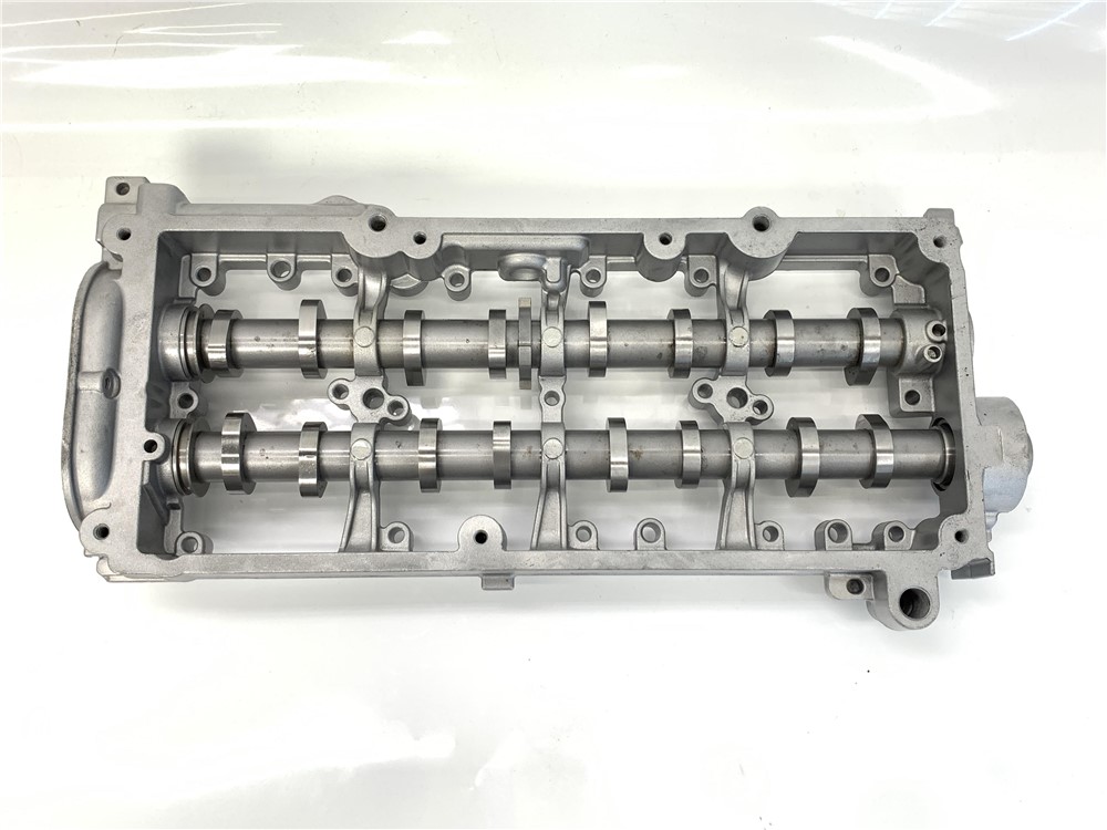 q21.6-2.0t-q3-q5-valve-cover-04l109071ab-2