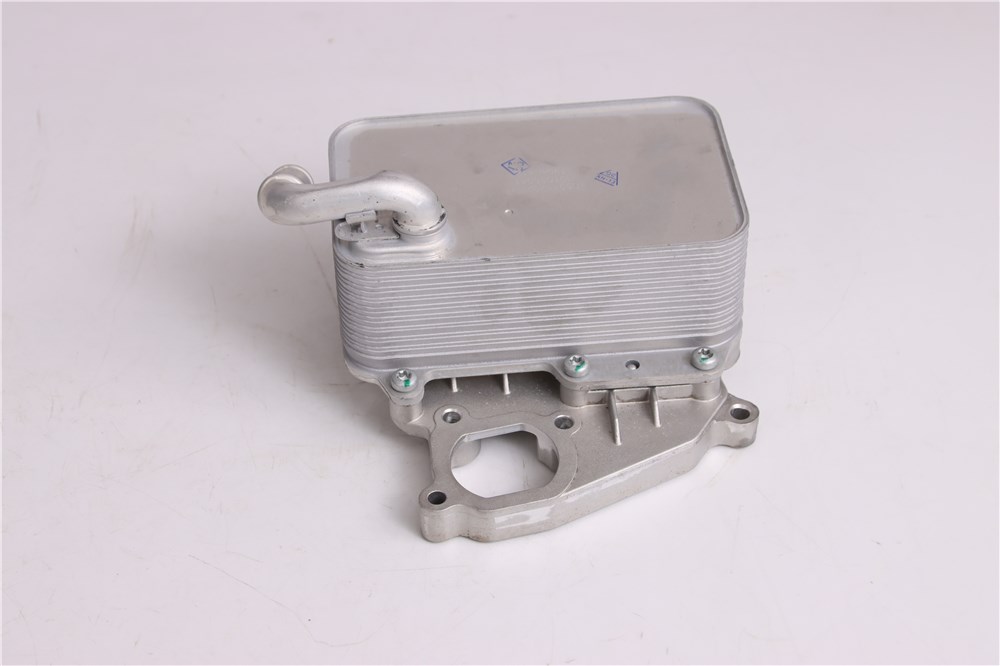 q5-q7--crca-3.0-oil-cooler-059117021r-2