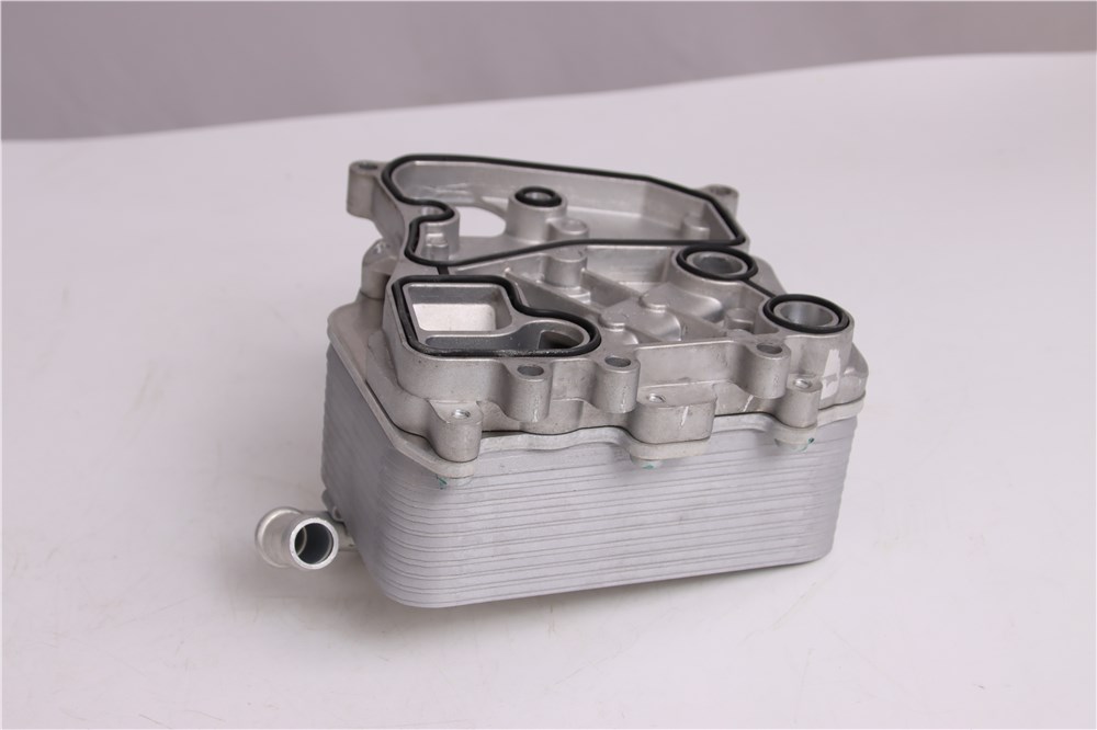 q5-q7--crca-3.0-oil-cooler-059117021r-8