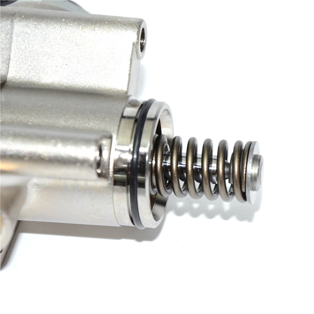 q7-touareg-3.6-fuel-pump-03h127025c-10