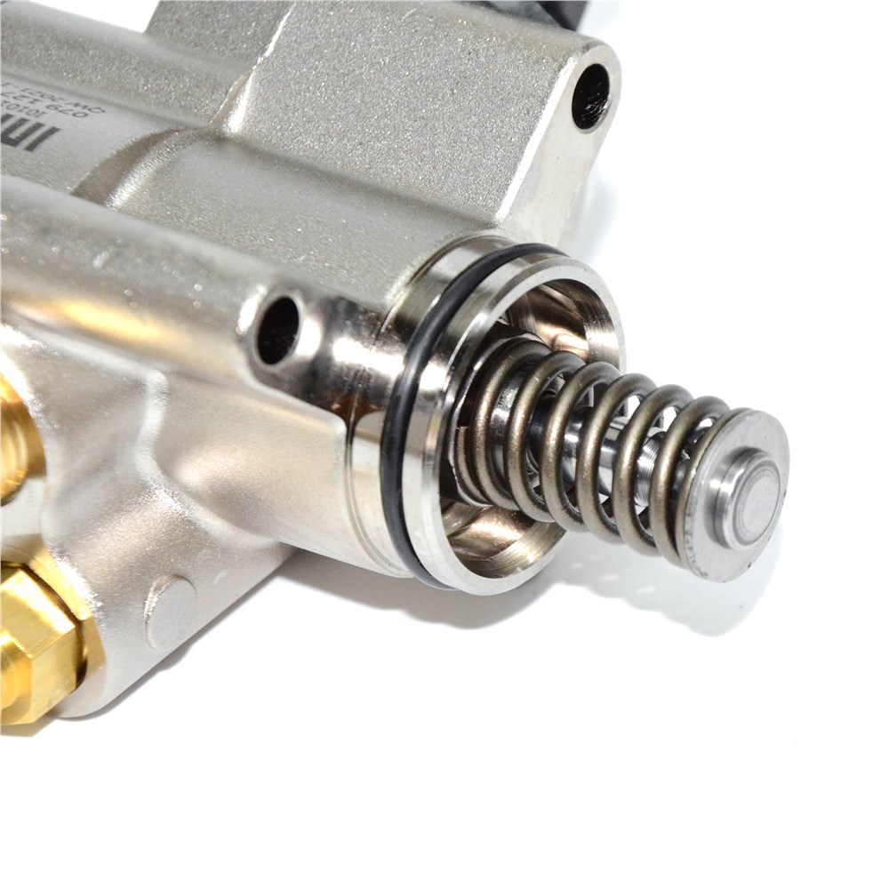 q7-touareg-4.2-fuel-pump-079127025af-10