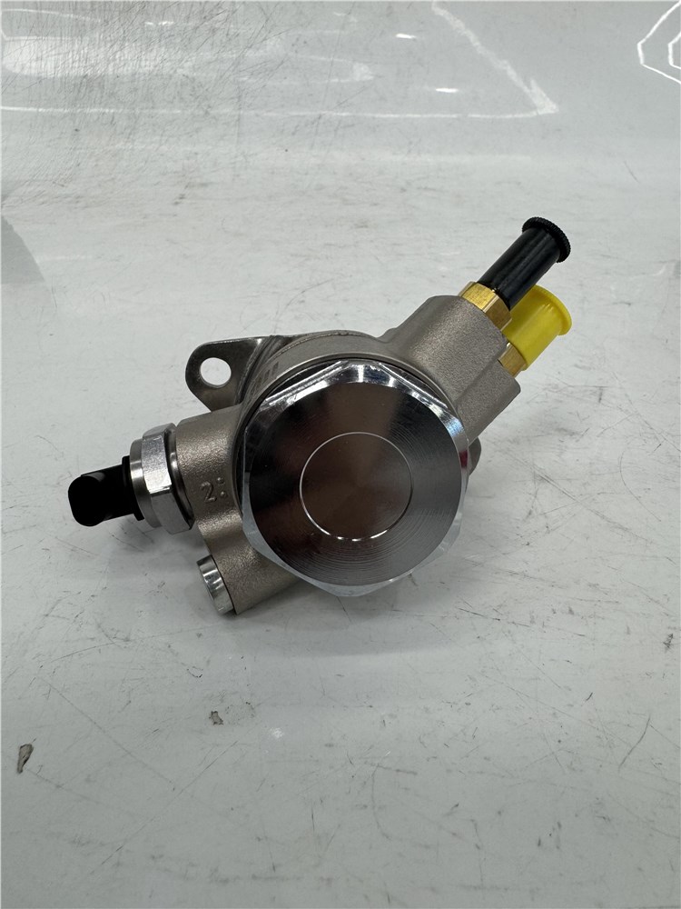 q73.0t--c72.5-c72.8-fuel-pump-07l127026ak-6