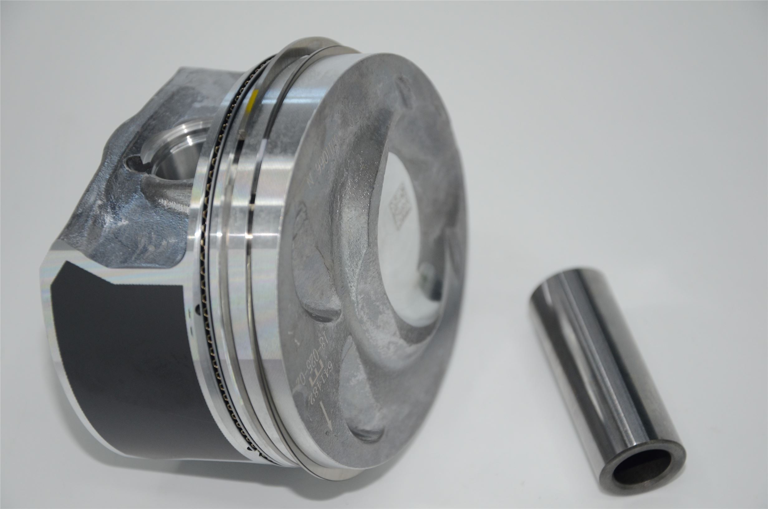 q73.6-touareg-piston-set-std-i02001005-6