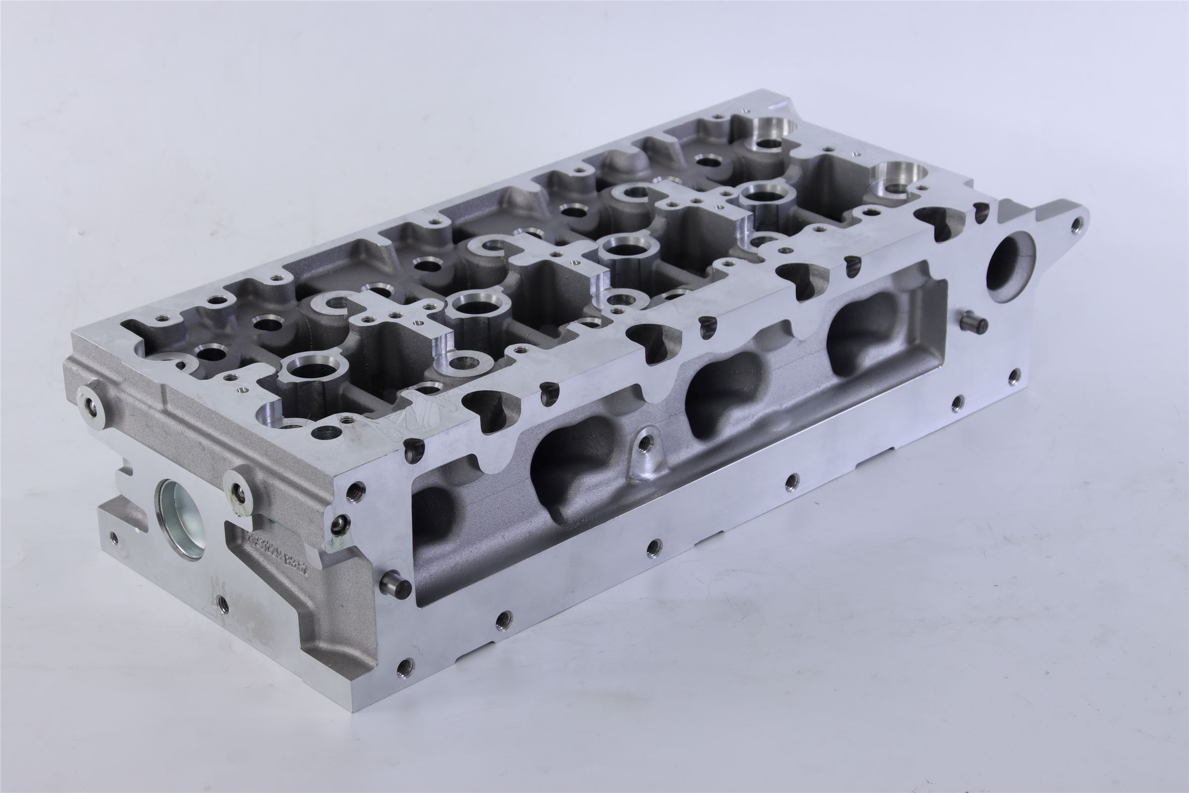 shangku-kaidi-cc2.0-diesel-cylinder-head-04l103064l-4