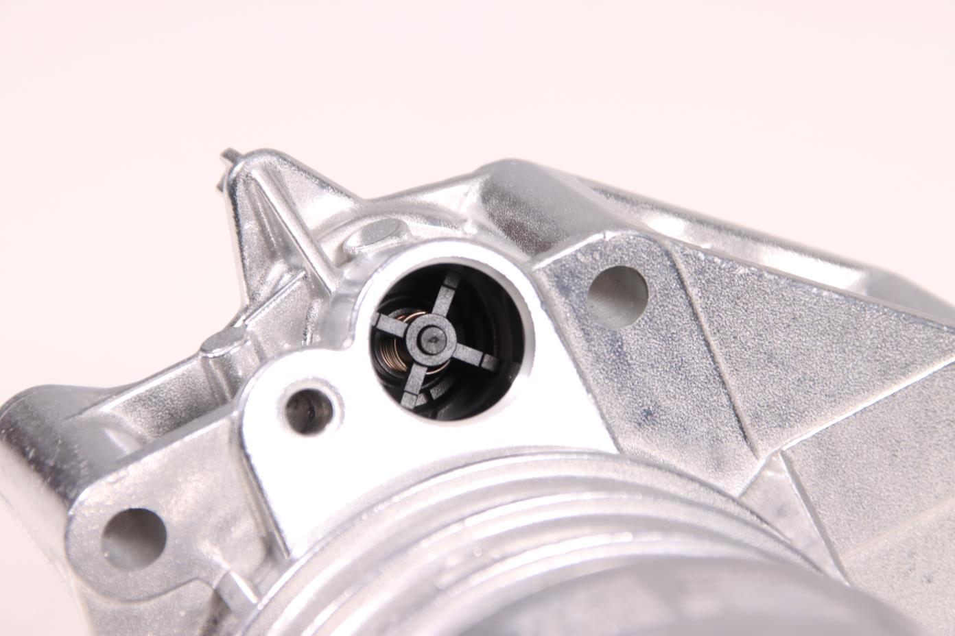 Carcasa del filtro de aceite Touareg New Q73.0T 06M115401K-8