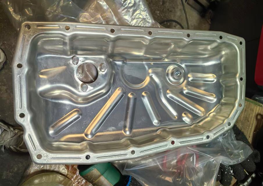 touareg-q7-q8-3.0-oil-pan-06m103602p-6