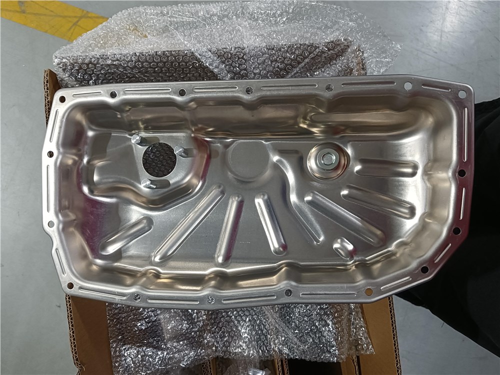 touareg-q7-q8-3.0-oil-pan-06m103602p
