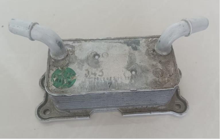 volvo-xc40-1.5t-oil-cooler-32208285-2