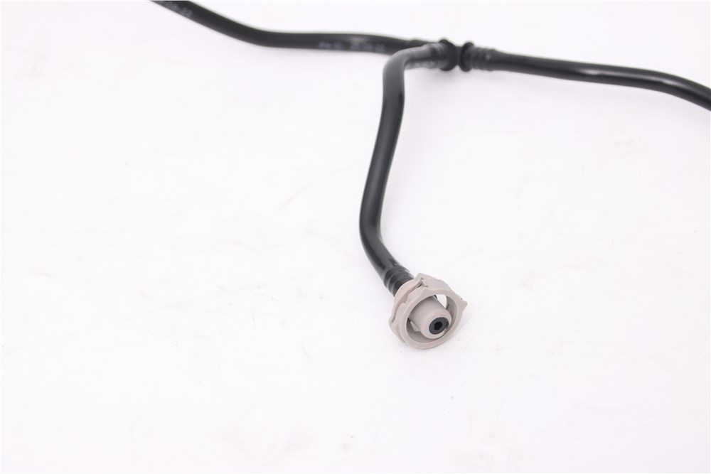 vw---audi-pipe-80a121107n-4