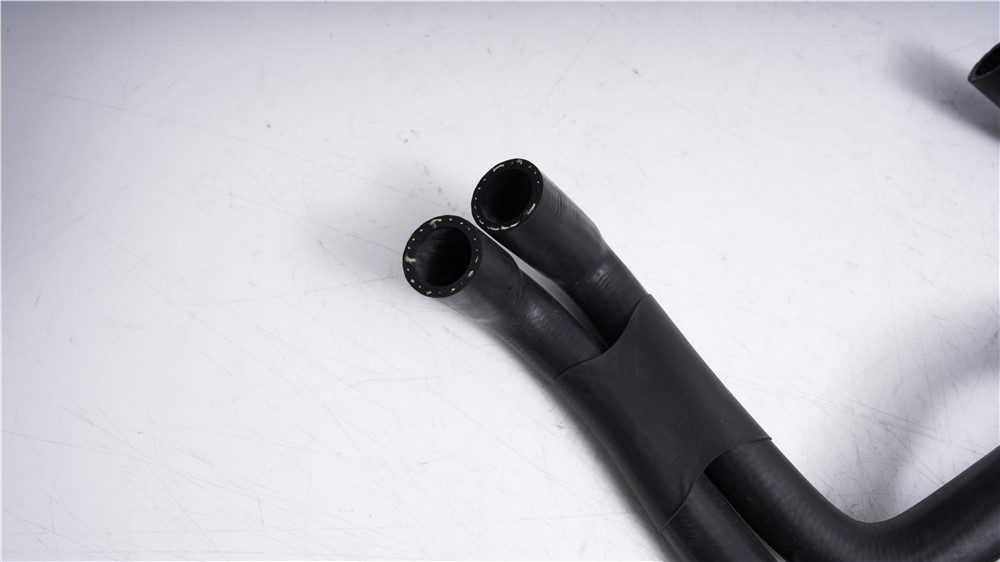 vw---audi-pipe-95510607400-8