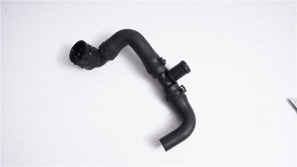 vw---audi-pipe-95b121049e-6