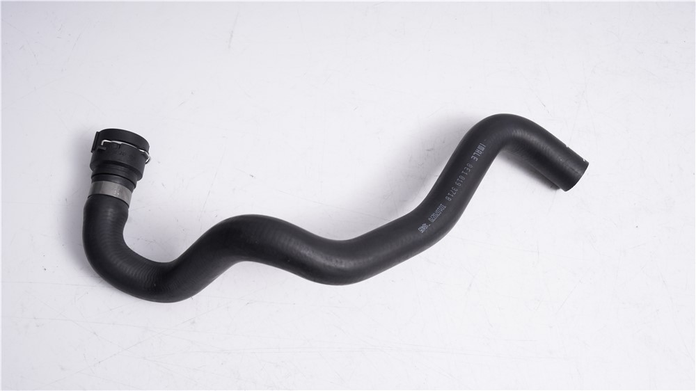 vw---audi-pipe-l8e1819371b-2