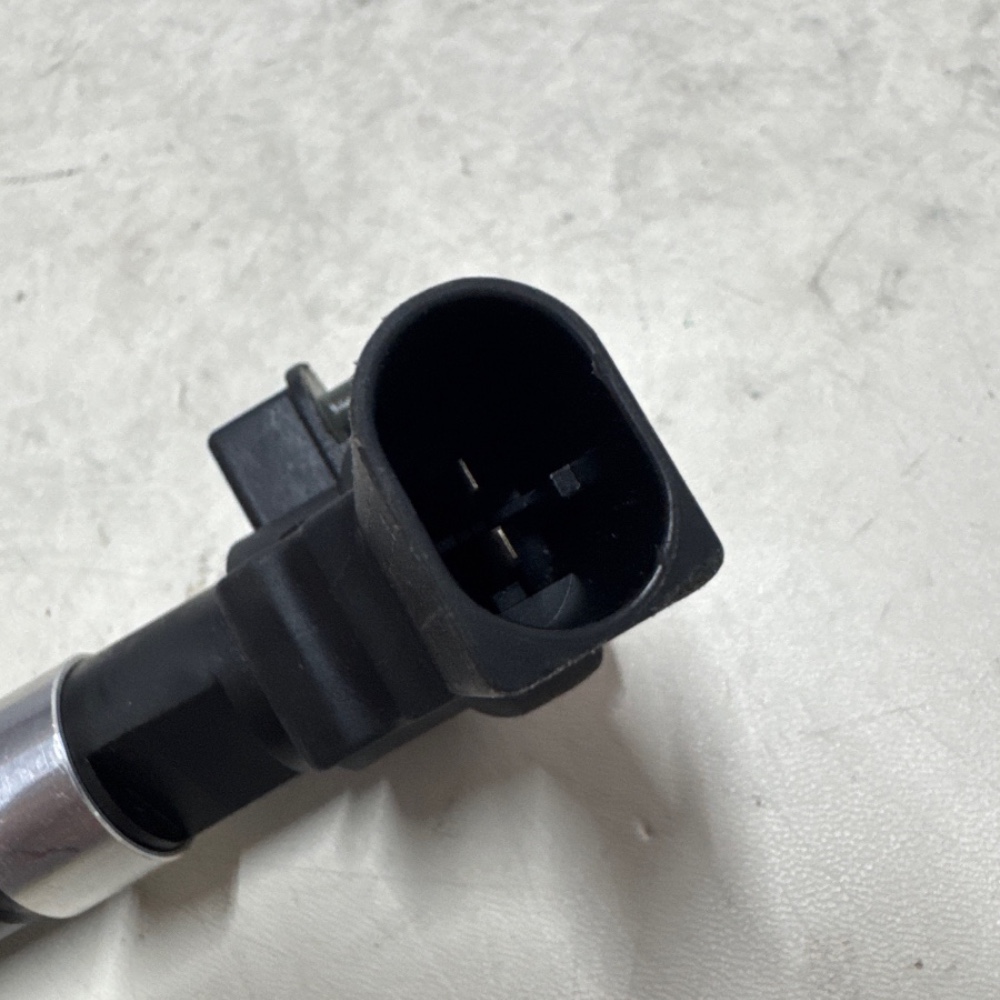 vw-amarok-2.0-fuel-injector-03l130277c-40