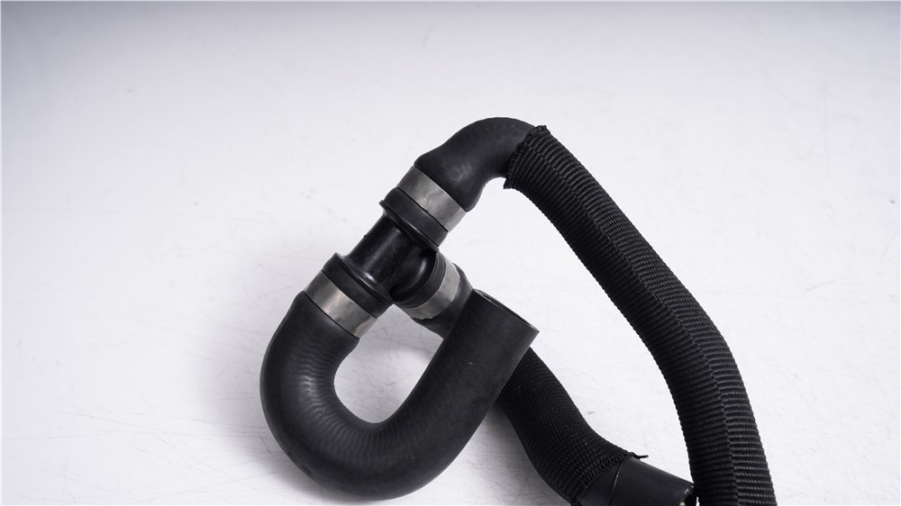 vw-pipe-06e121030b-6