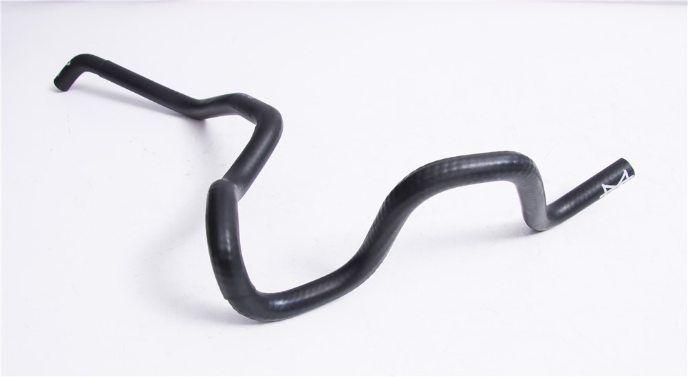 vw-pipe-180122447n-4