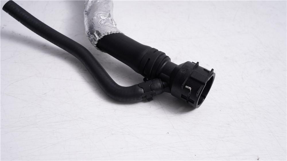 vw-pipe-1k0122157a-24