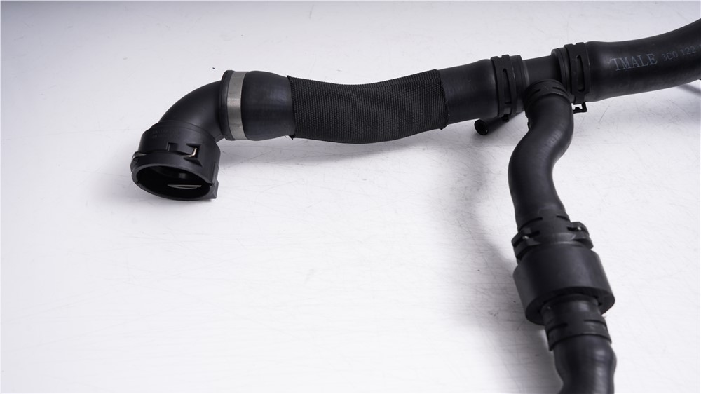 vw-pipe-3c0122101df.-10