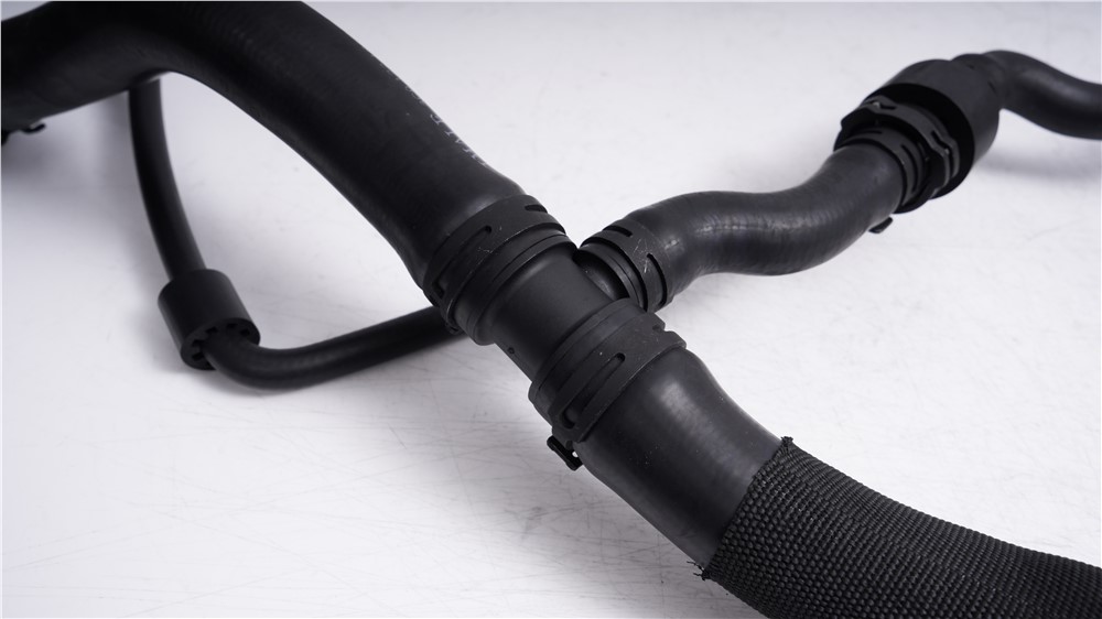 vw-pipe-3c0122101df.-8