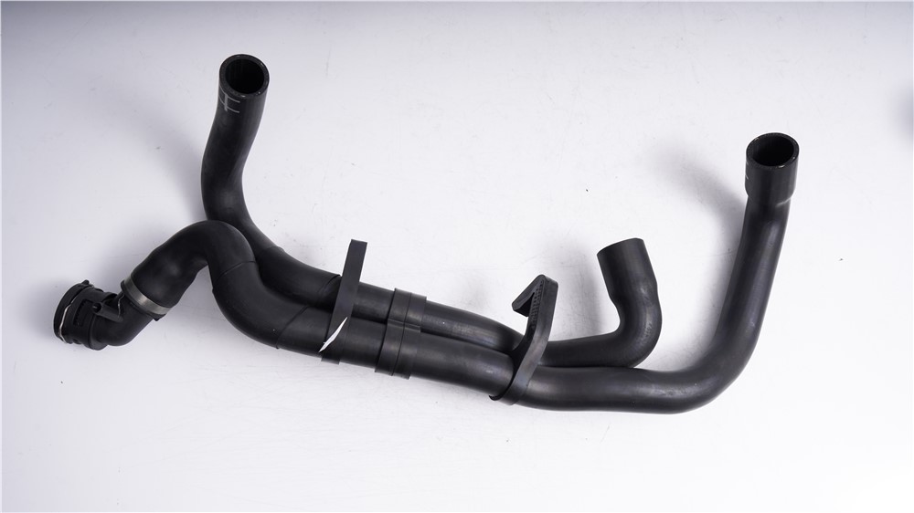 vw-pipe-7l0122101h-4