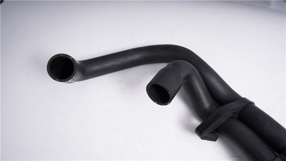 vw-pipe-7l0122101h-8