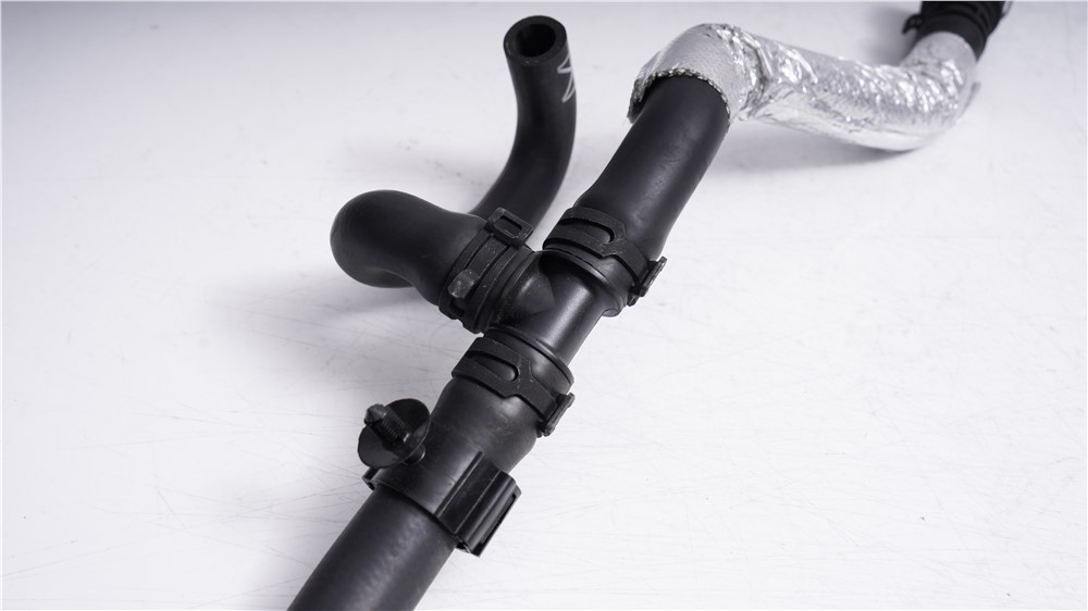 Tubo de escape VW L1KD 122-073A 10